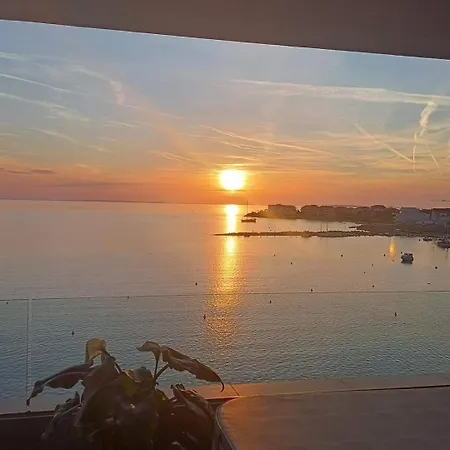 New Sunset Apartment
